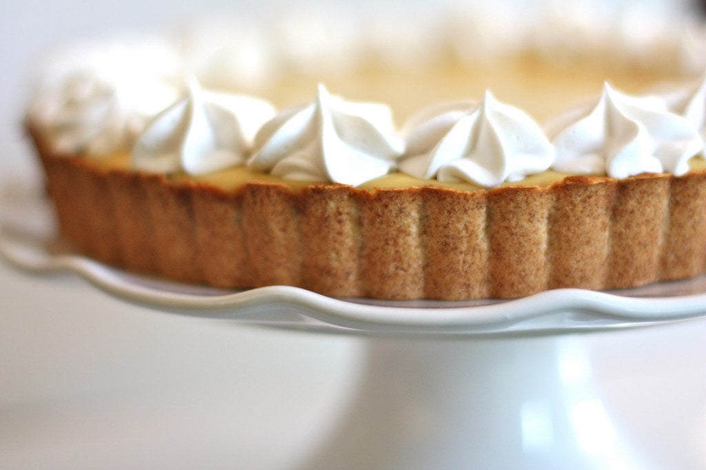 Delicious looking pumpkin pie with a honey graham cracker pie crust!