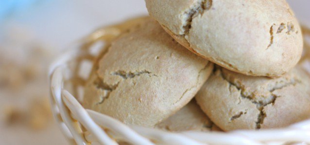 Enjoy your burger on a gluten free hamburger bun that will hold up to the biggest, messiest burger you can concoct.