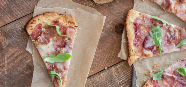 A slice of Fig and Prosciutto Flatbread Pizza.