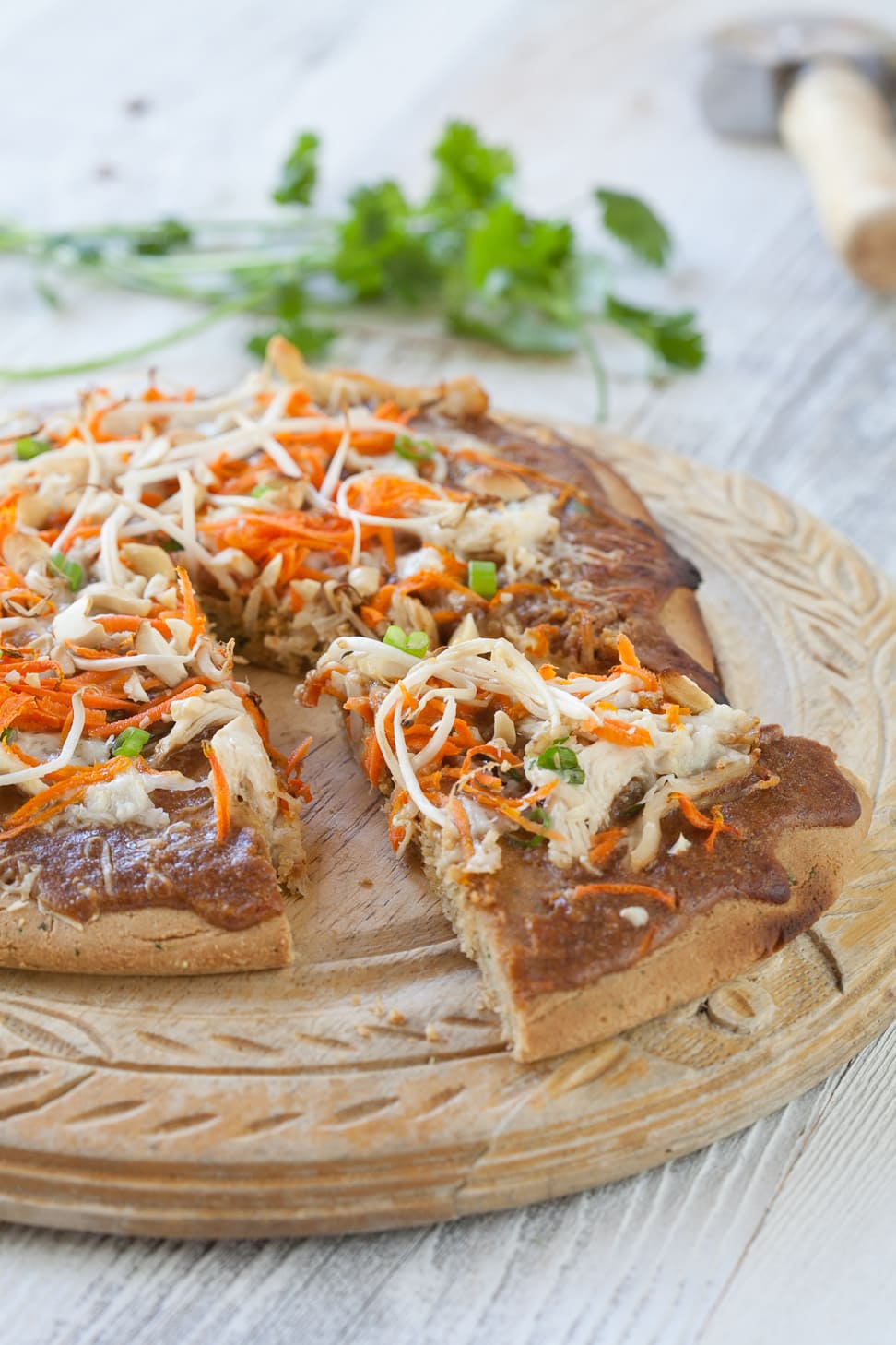 thai chicken pizza