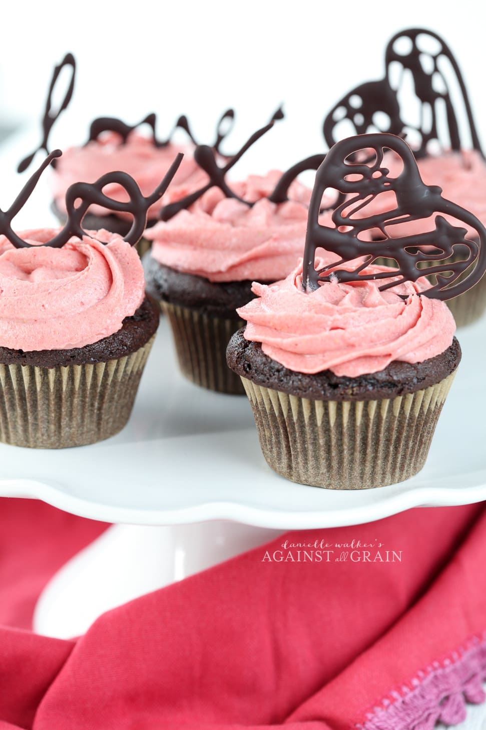 Choc Straw Cupcakes-036