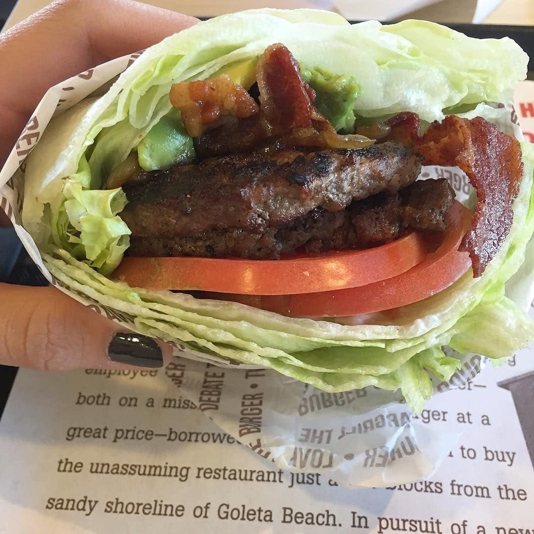 I_had_plans_to_cook_tonight__but_life_had_other_plans____Lettuce_wrapped_burgers_with_onions__bacon__tomato__and_avocado_for_dinner.__habitburger