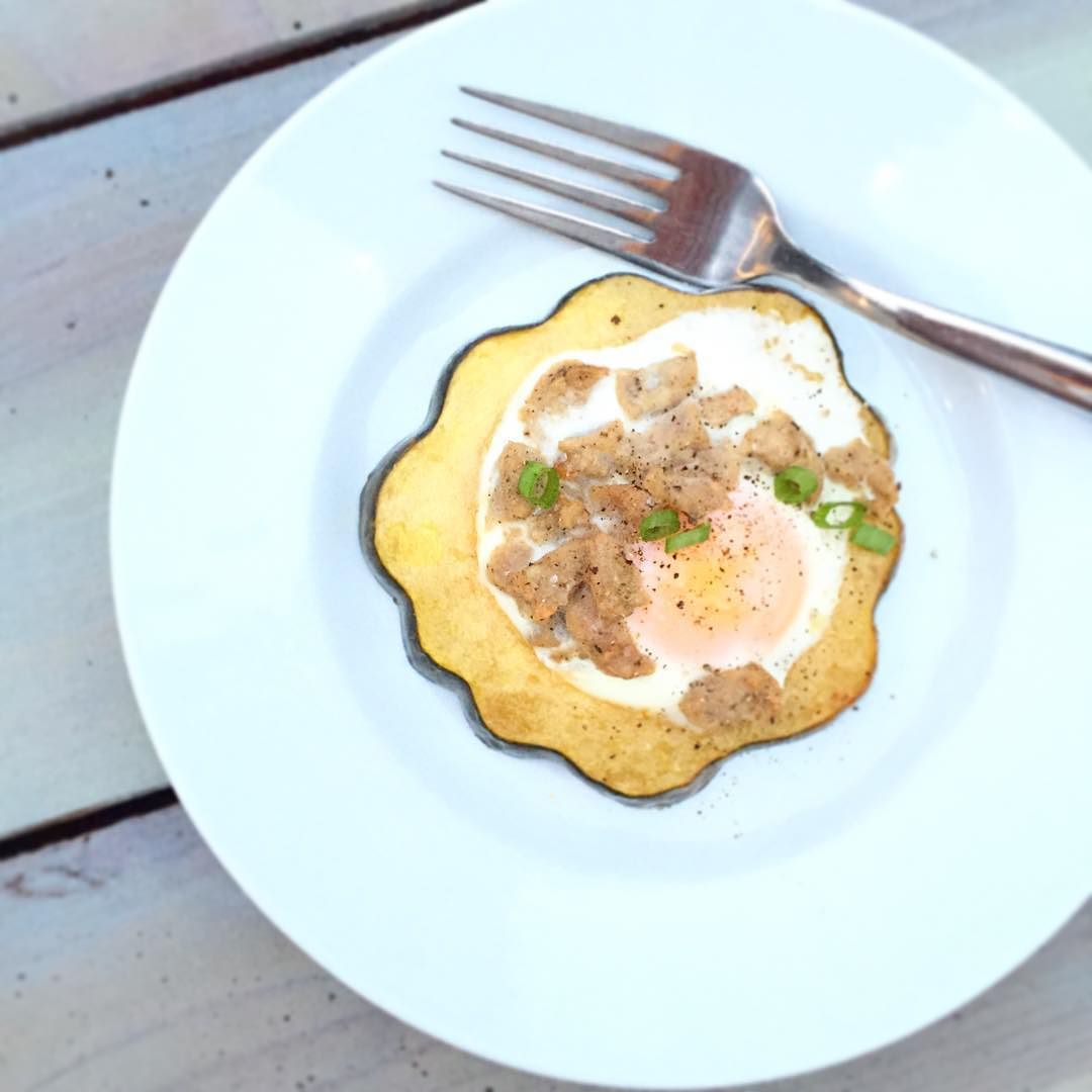 Toad_in_a_hole_acorn_squash_for_breakfast_this_am._I_ll_put_the_details_of_how_to_make_it_in__daniellesdigest_today____danielleeats__whole30__whole30recipes__januarywhole30__paleo__glutenfree