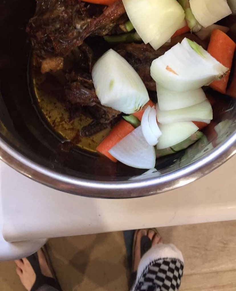 E_and_I_are_walking_you_through_my__bonebroth_routine