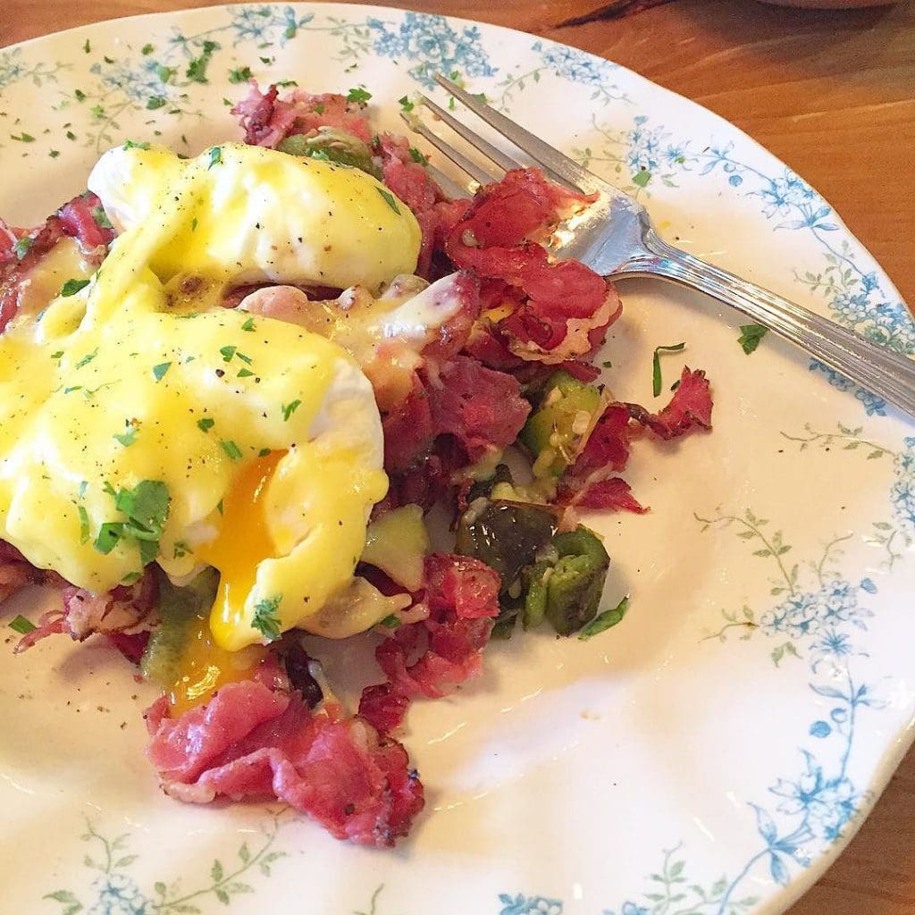 brunch_was_delicious_today-_this_was_a_pastrami_benedict_with_saut_ed_jalape_os-__danielleeats__paleo__againstallgrain