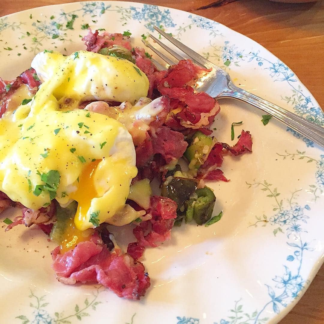 brunch_was_delicious_today_this_was_a_pastrami_benedict_with_saut_ed