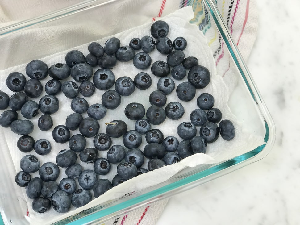 How to Use A Paper Towel to Keep Berries Fresh For Longer